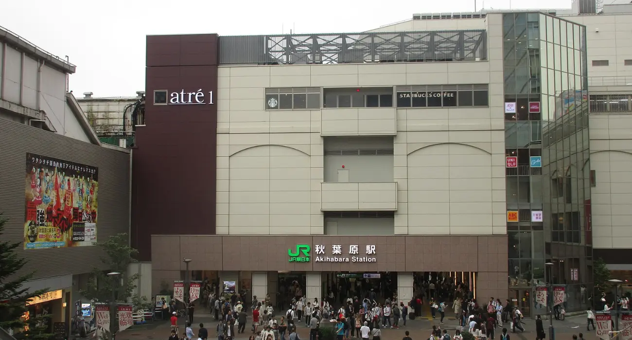 秋葉原駅周辺で通えるパーソナルジムを紹介する記事のイメージ